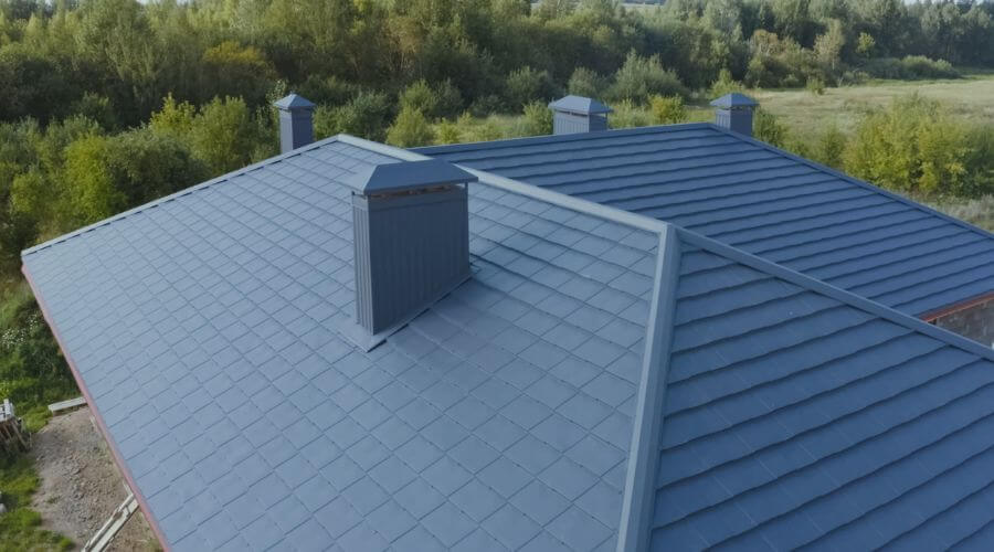 Professional residential roofers in Hills, IA